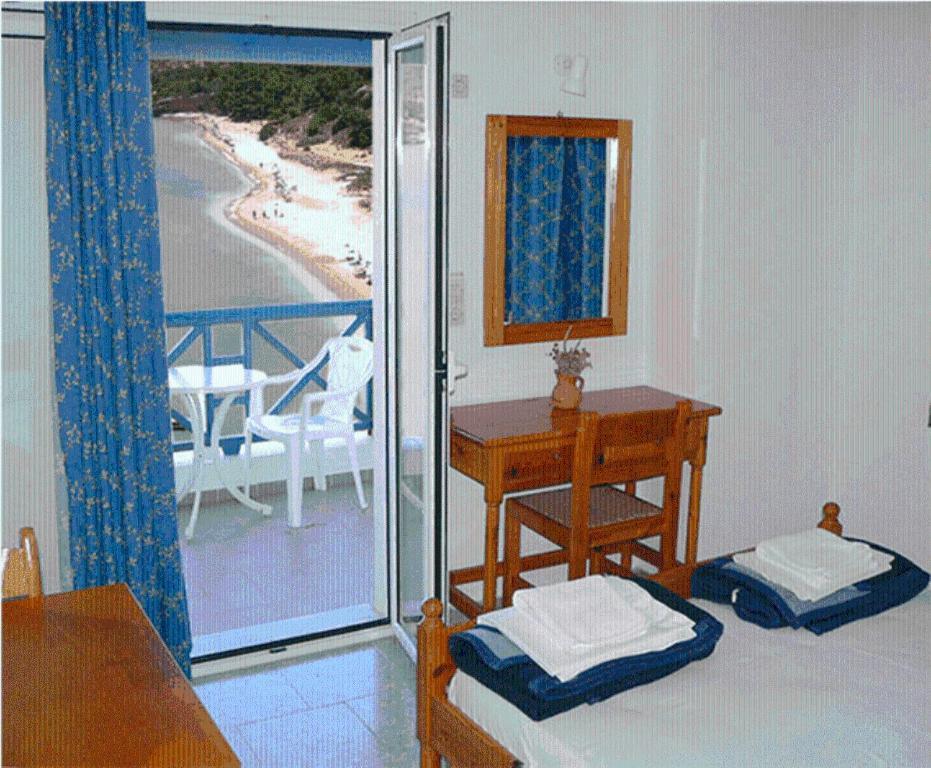 Blue Horizon Apartment Marathokampos Room photo