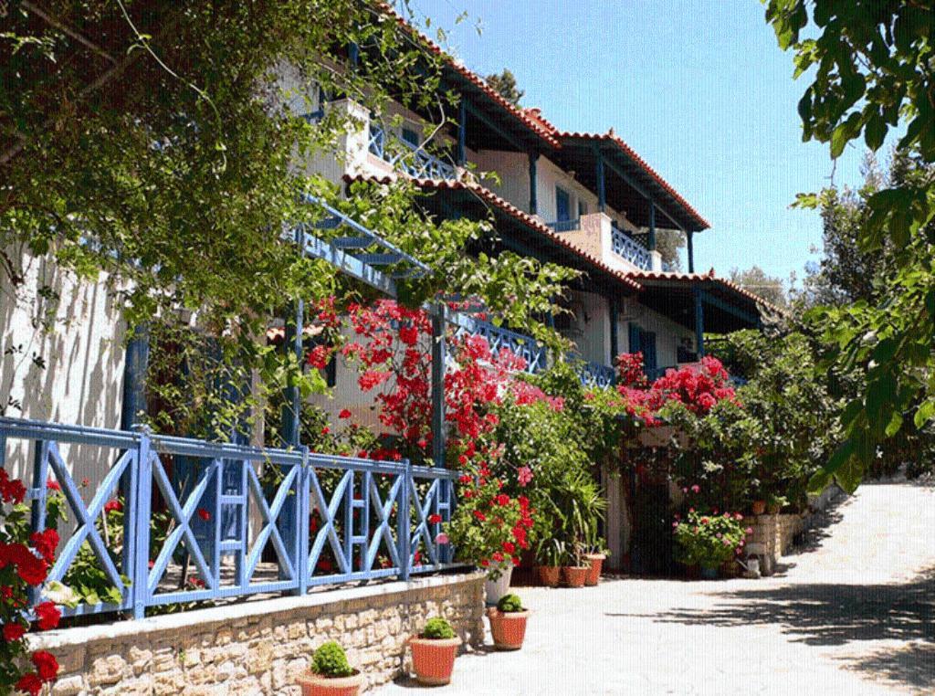 Blue Horizon Apartment Marathokampos Exterior photo